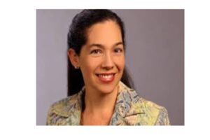 Dr. Lena Pérez Naranjo